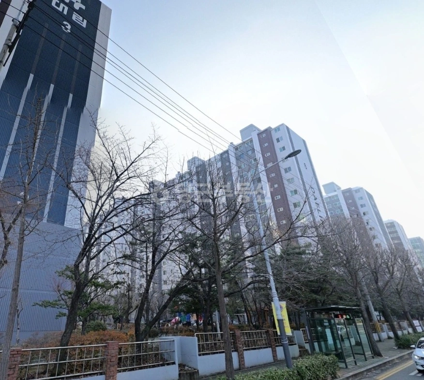 인천광역시 부평구 부평동 아파트 사진 1