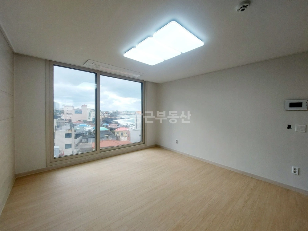 제주특별자치도 제주시 외도이동 빌라(투룸 이상) 사진 1