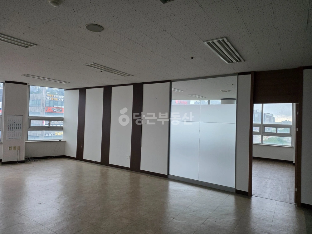 충청남도 천안시 서북구 불당동 상가 사진 1