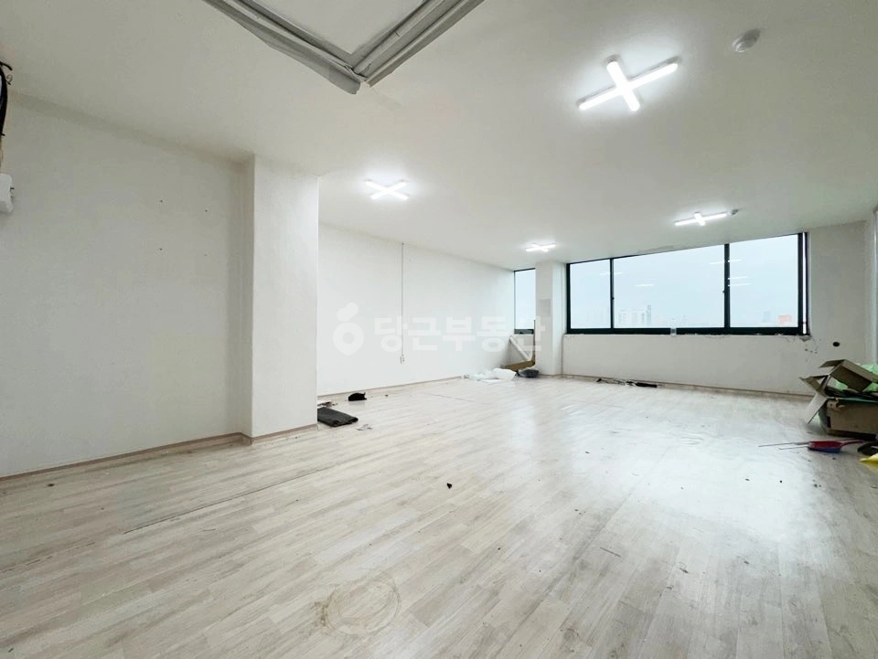 대전광역시 서구 갈마동 상가 사진 1