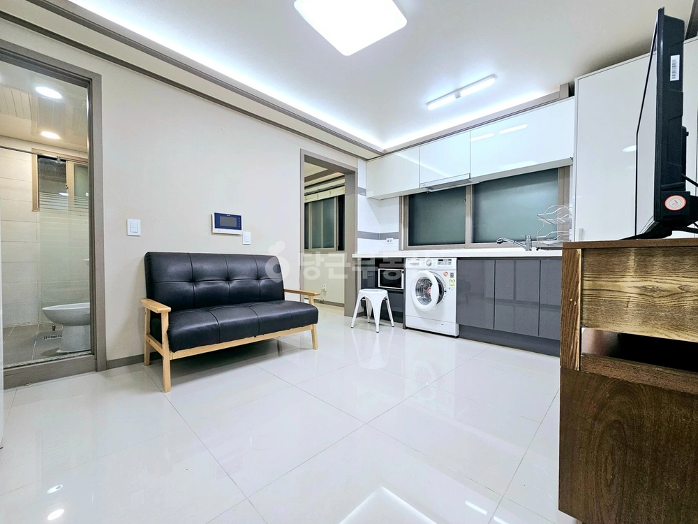 서울특별시 강남구 역삼동 원룸 사진 1