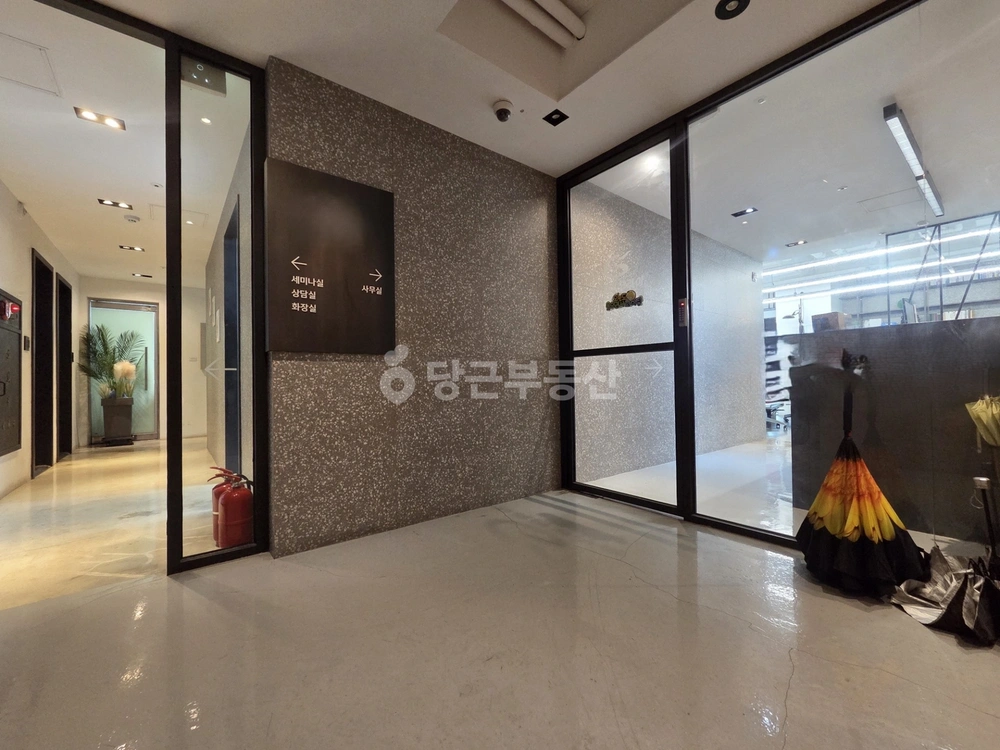 전남광주통합특별시 서구 치평동 상가 사진 1