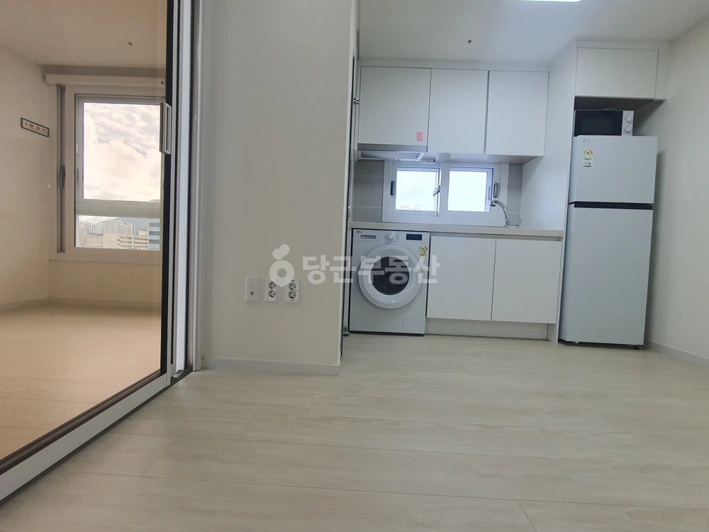 부산광역시 동래구 수안동 오피스텔 사진 1
