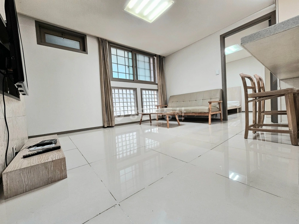 서울특별시 강남구 역삼동 원룸 사진 1