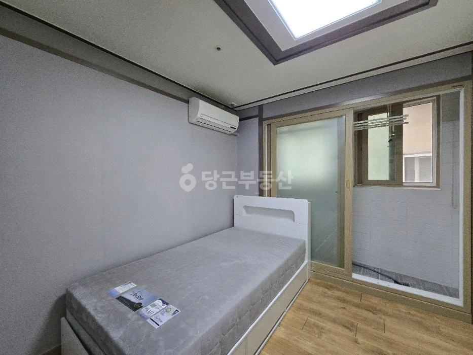 대전광역시 서구 탄방동 원룸 사진 1