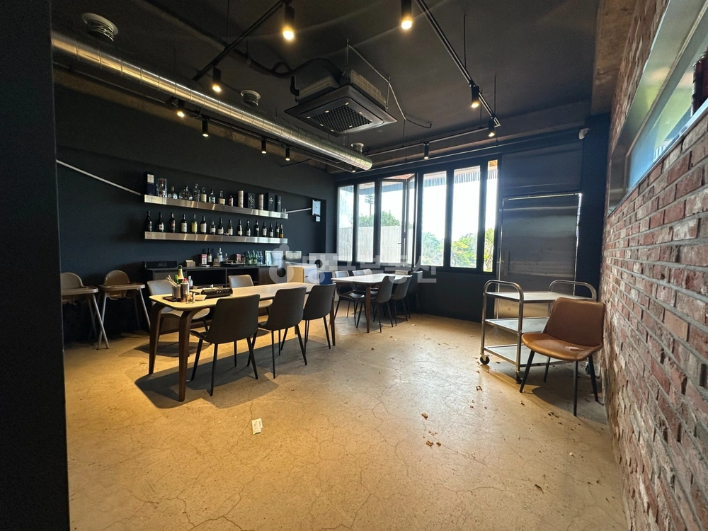 제주특별자치도 서귀포시 회수동 상가 사진 1