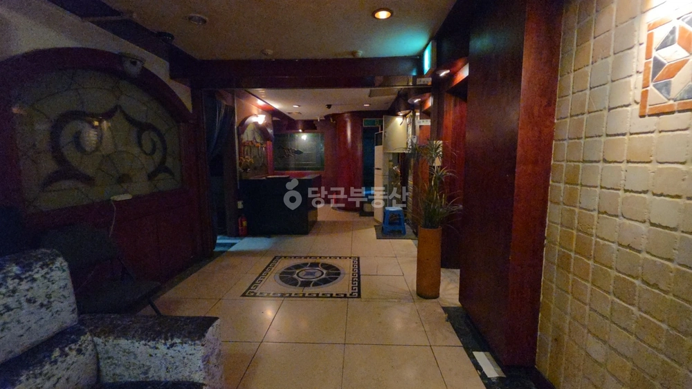대전광역시 서구 월평동 상가 사진 1