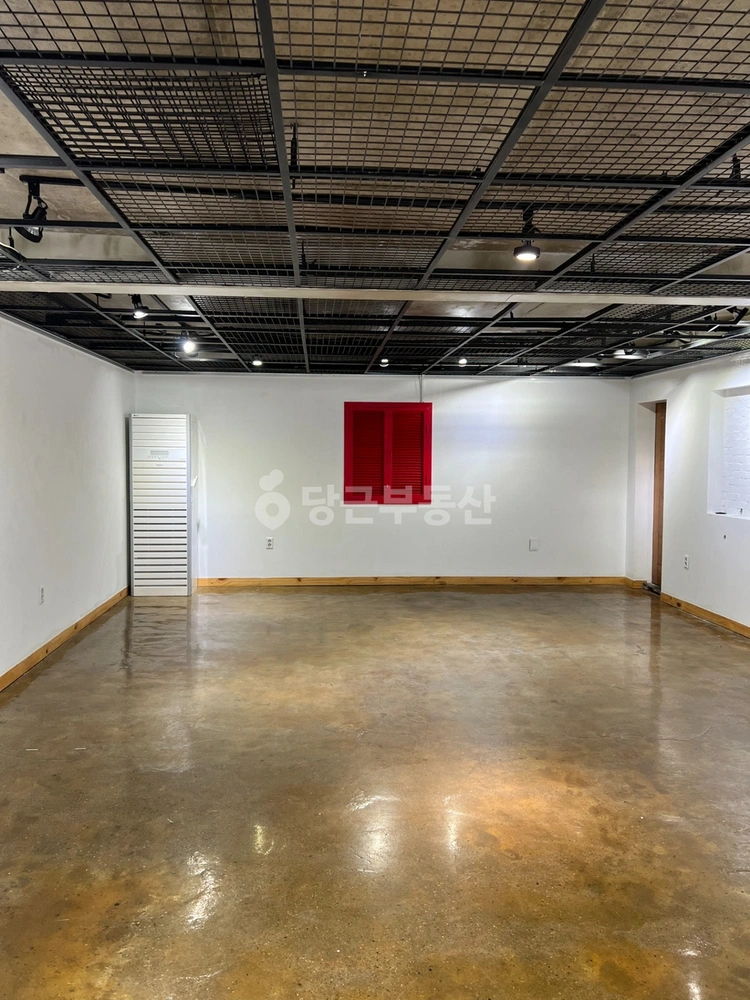 전남광주통합특별시 동구 남동 상가 사진 1