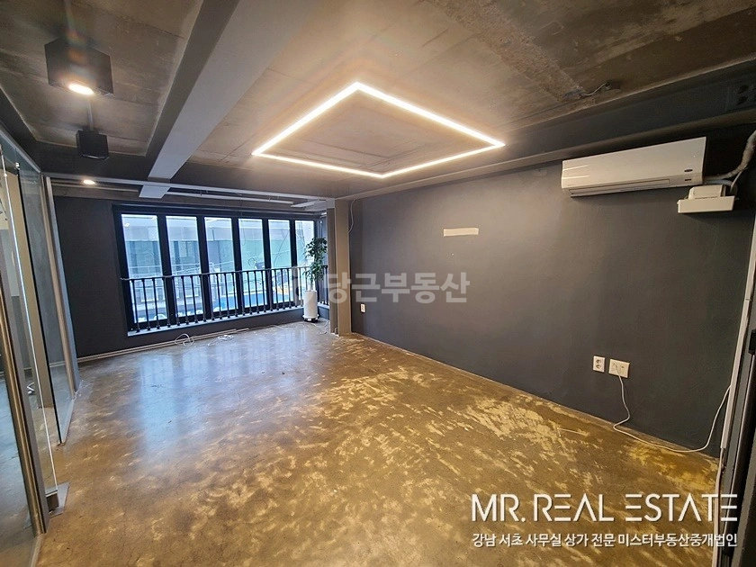 서울특별시 강남구 신사동 사무실 사진 1