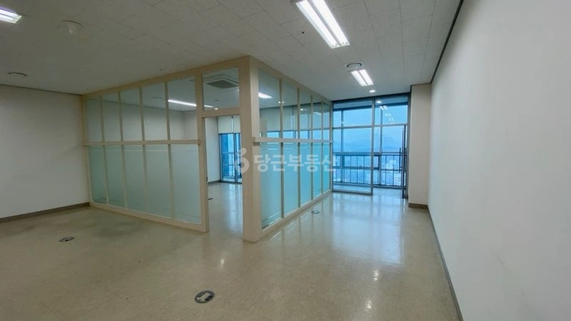 경기도 안양시 동안구 관양동 사무실 사진 1