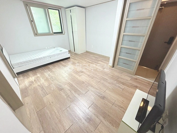 부산광역시 금정구 장전동 원룸 사진 1