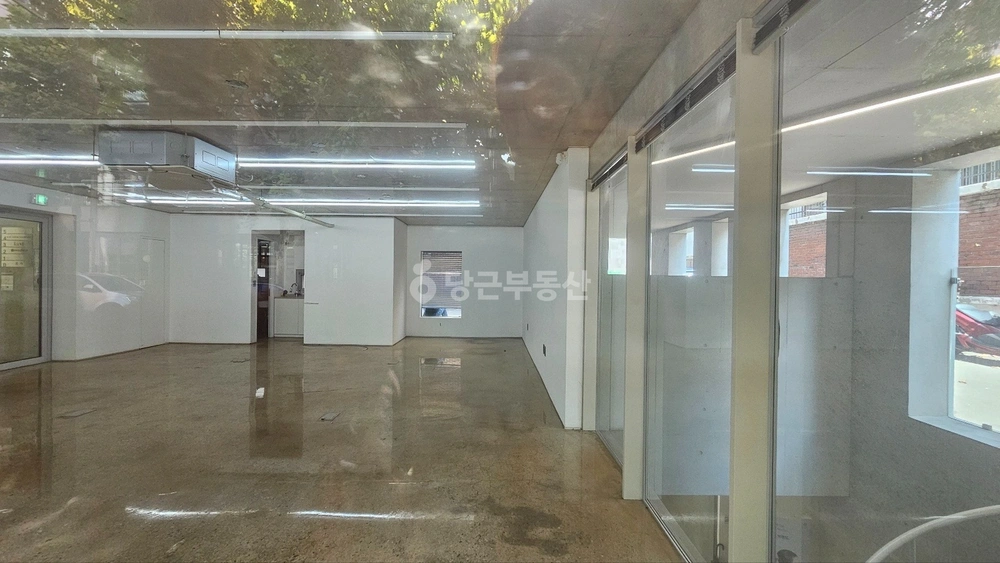 서울특별시 마포구 연남동 상가 사진 1