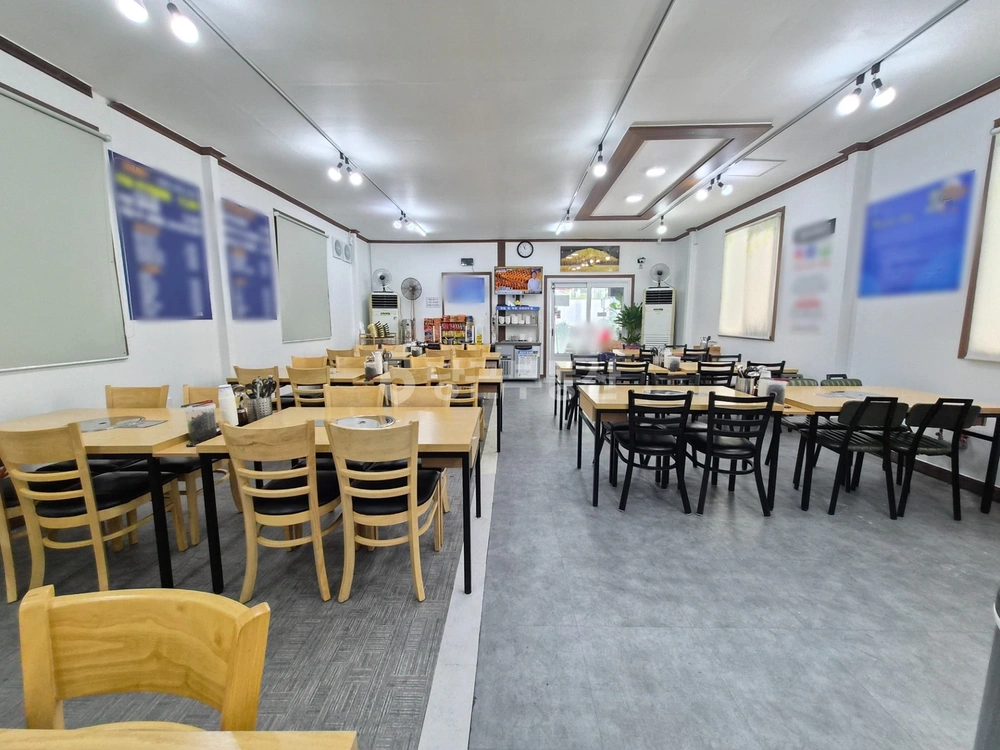 충청북도 청주시 흥덕구 복대동 상가 사진 1