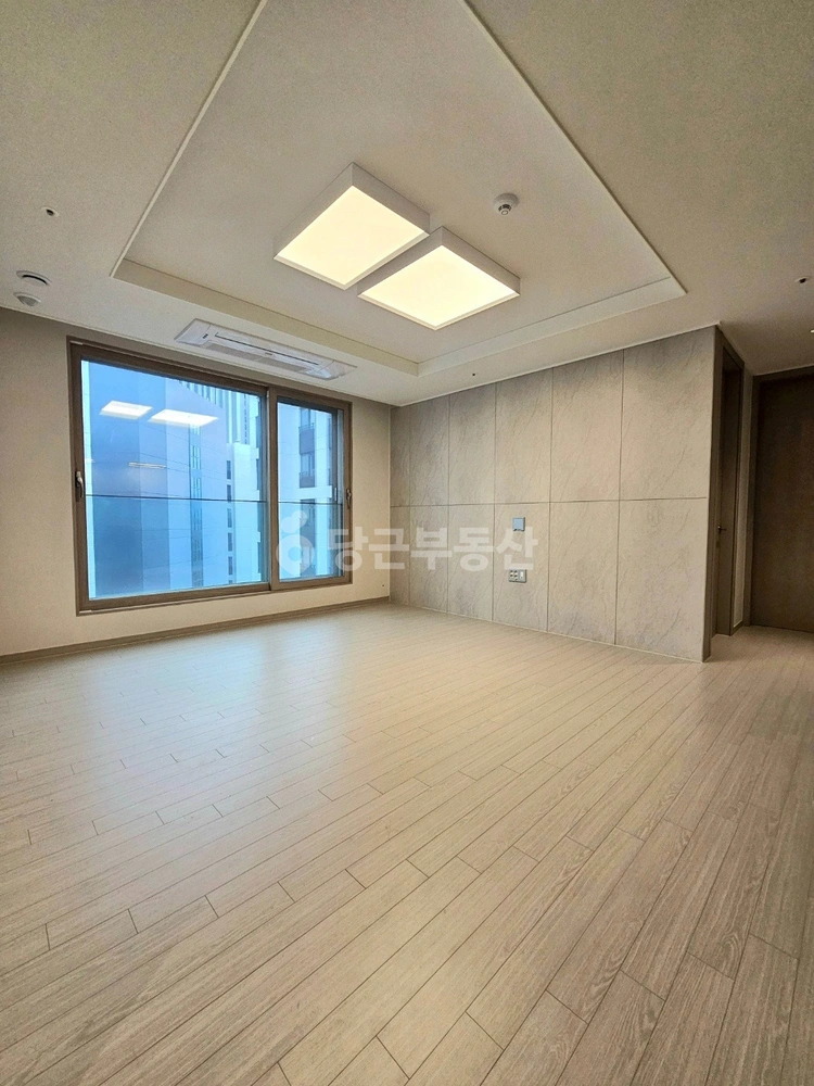 대전광역시 유성구 용계동 오피스텔 사진 1