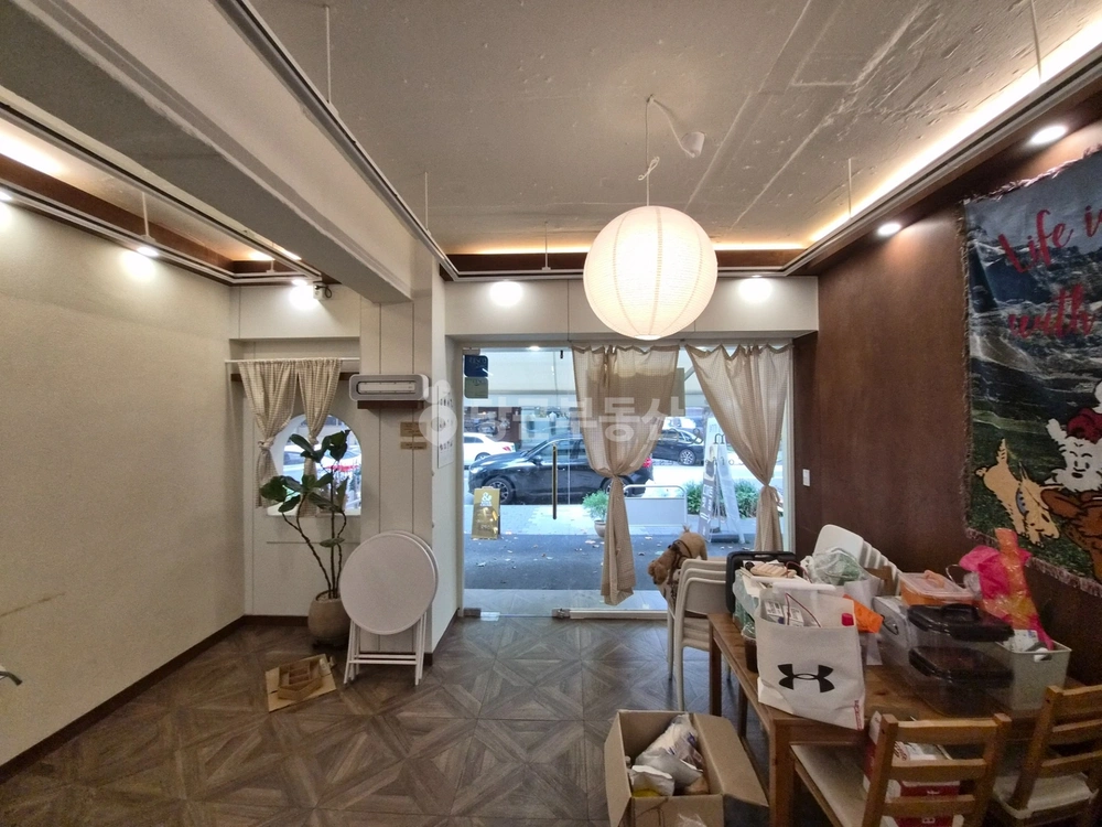 경기도 고양시 일산동구 정발산동 상가 사진 1