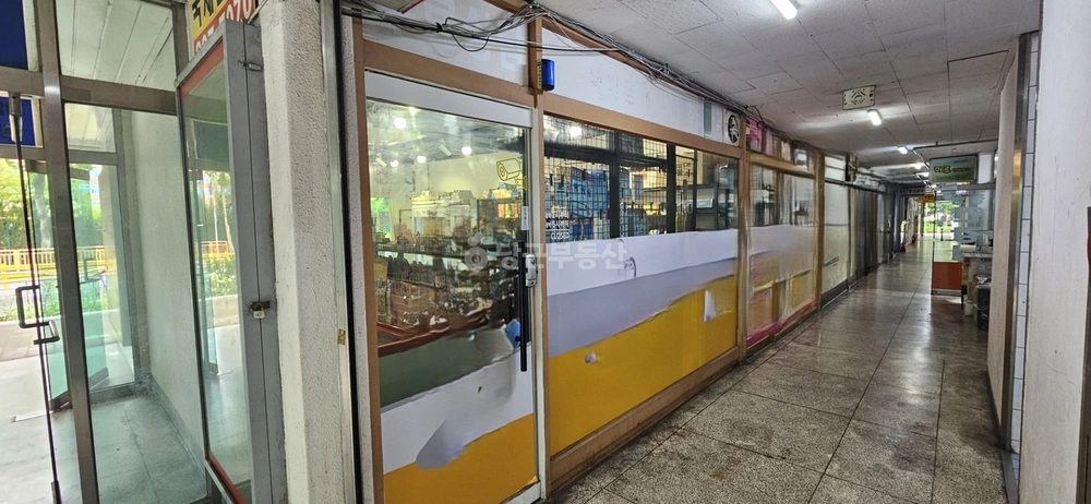경기도 고양시 일산동구 백석동 상가 사진 1