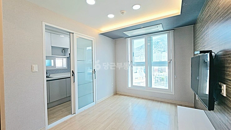 부산광역시 수영구 망미동 원룸 사진 1