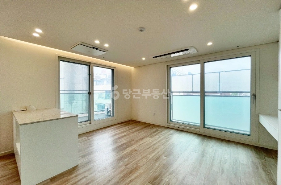 서울특별시 강남구 역삼동 원룸 사진 1