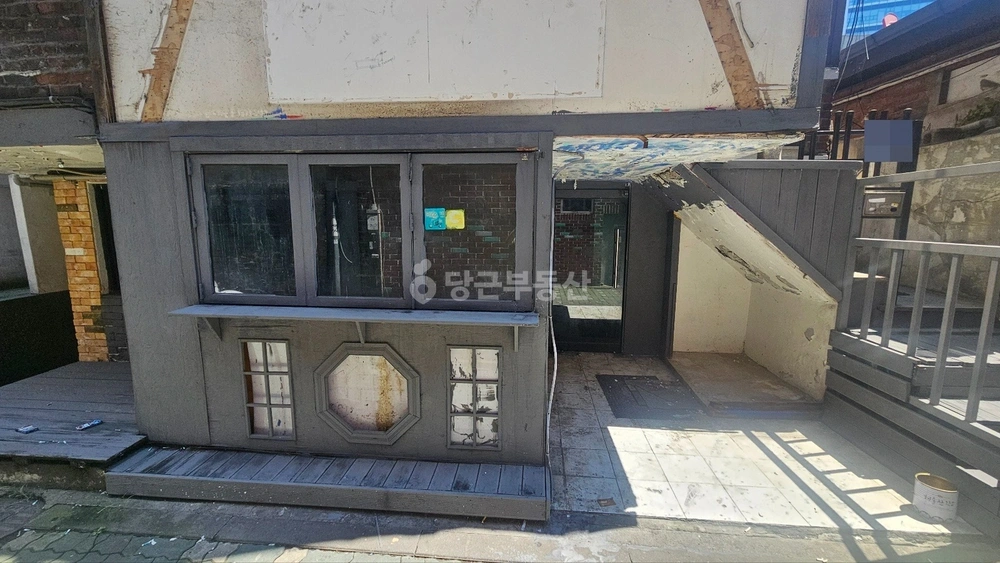 서울특별시 마포구 동교동 상가 사진 1