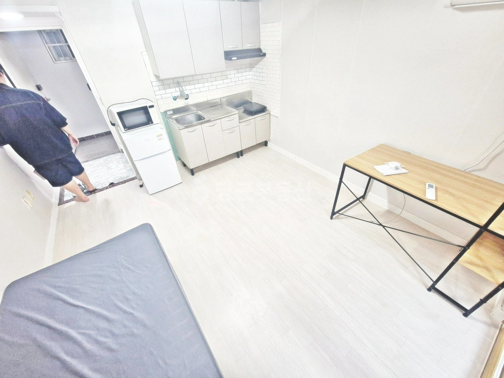울산광역시 남구 무거동 원룸 사진 1