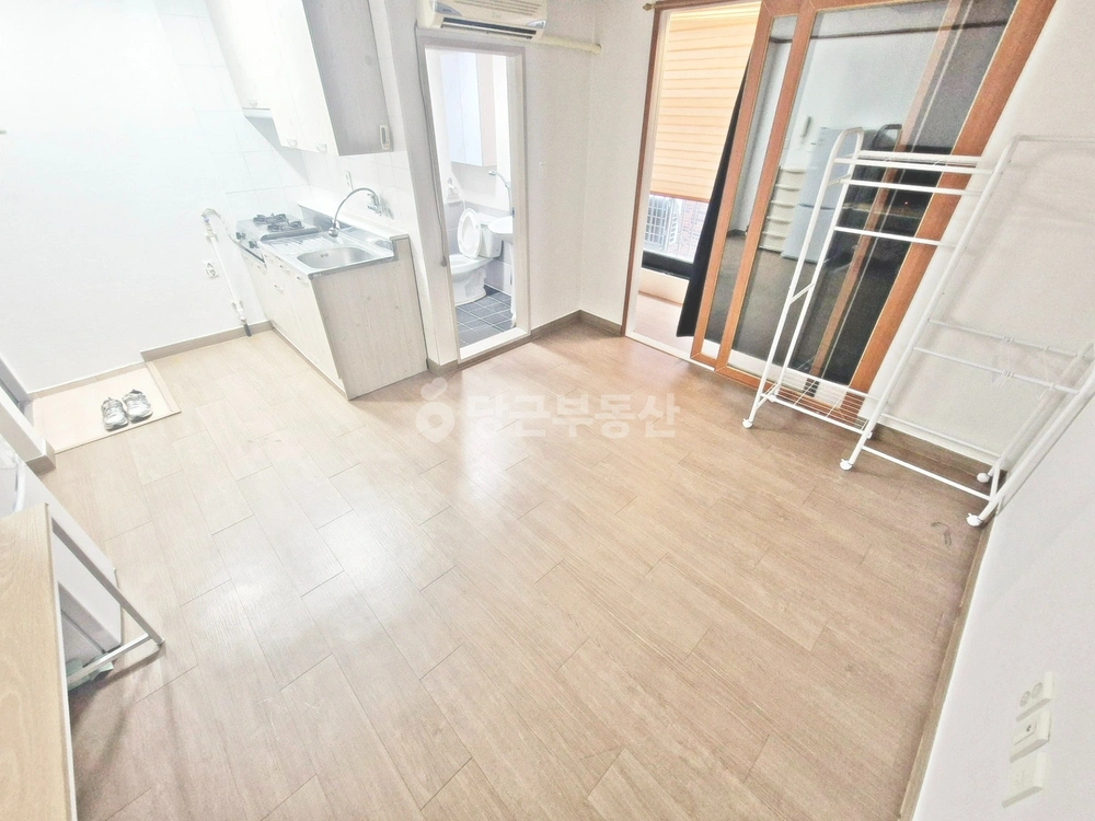 울산광역시 남구 무거동 원룸 사진 1