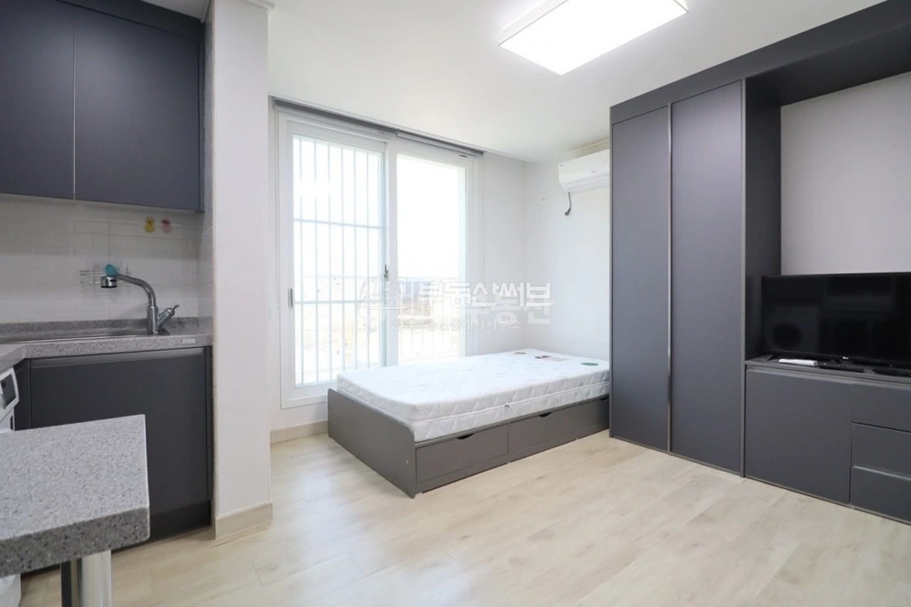 부산광역시 연제구 거제동 원룸 사진 1