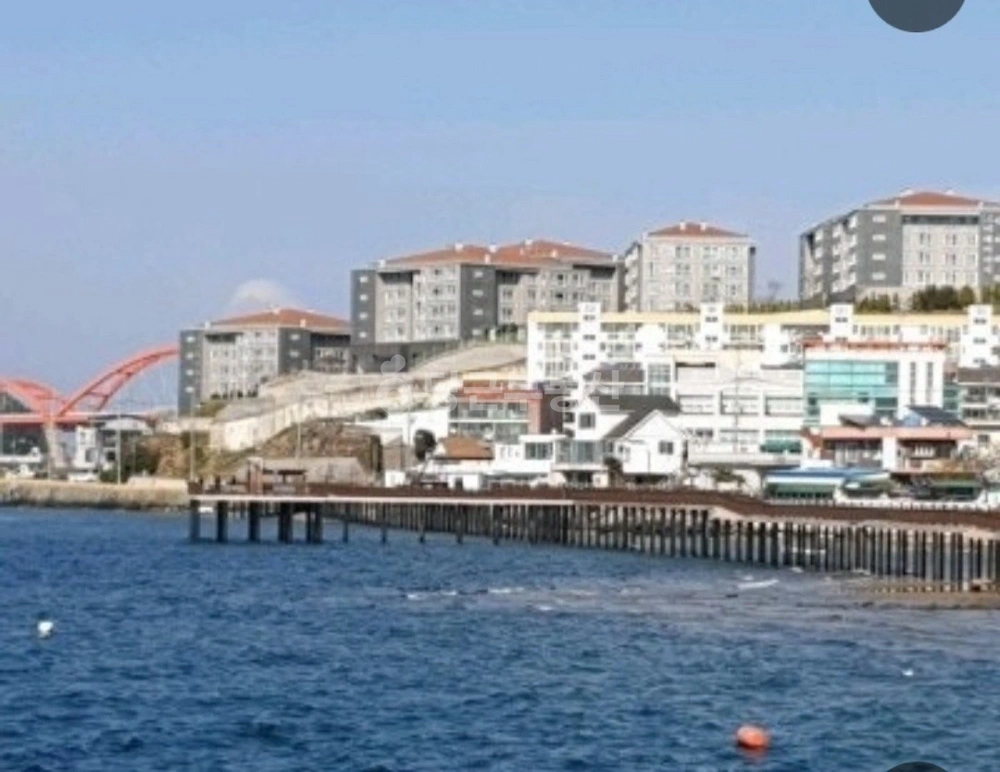 경상남도 거제시 사등면 아파트 사진 1