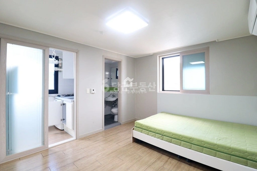부산광역시 부산진구 초읍동 원룸 사진 1