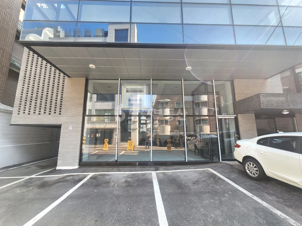 서울특별시 강남구 신사동 상가 사진 1
