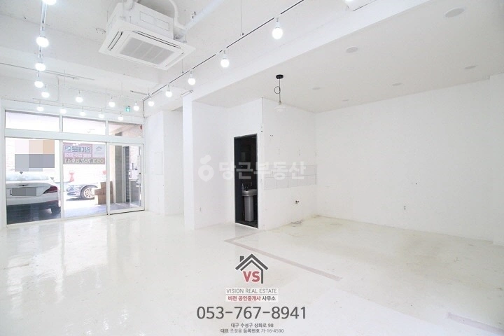 대구광역시 수성구 두산동 상가 사진 1