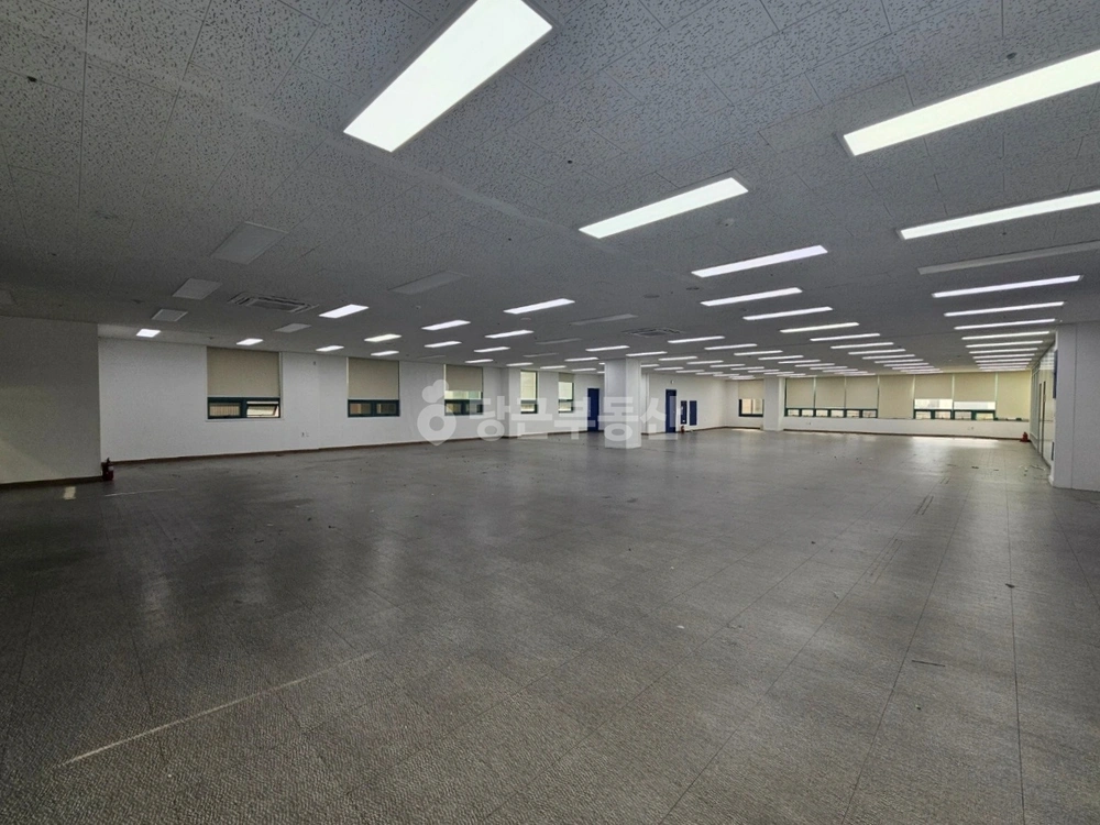 대전광역시 서구 둔산동 상가 사진 1