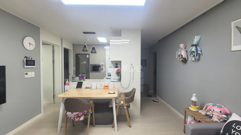 부산광역시 연제구 연산동 아파트 사진 1