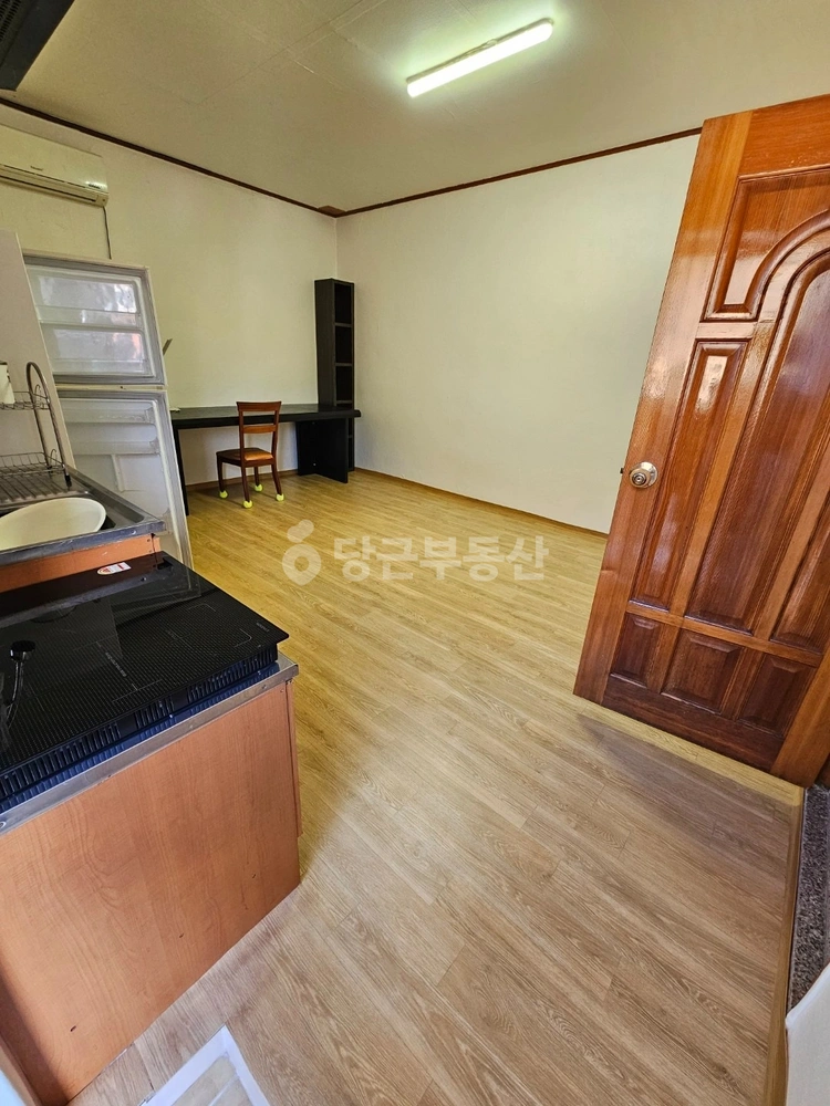경상남도 창원시 성산구 용호동 원룸 사진 1