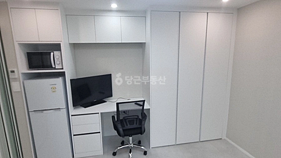 대전광역시 서구 만년동 원룸 사진 1