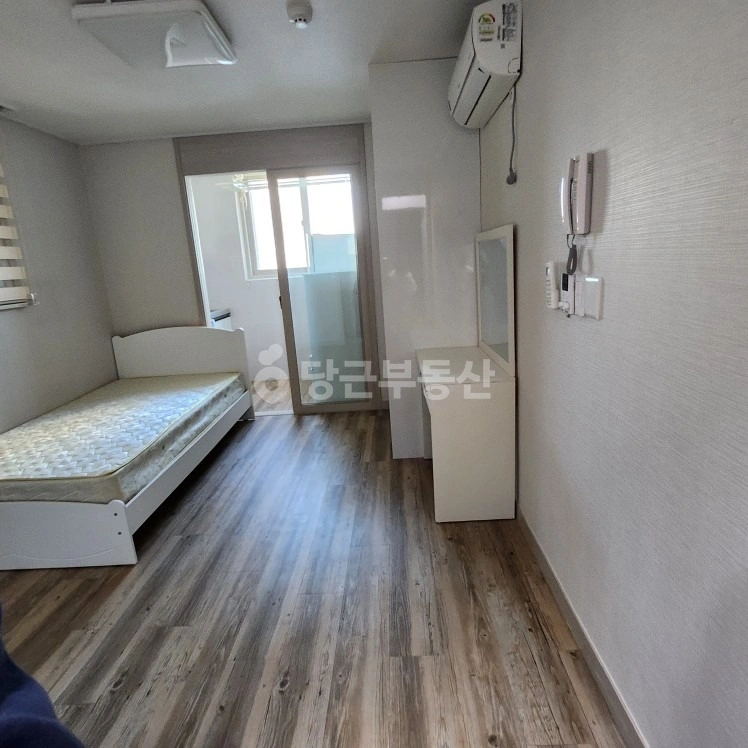 부산광역시 서구 토성동4가 원룸 사진 1