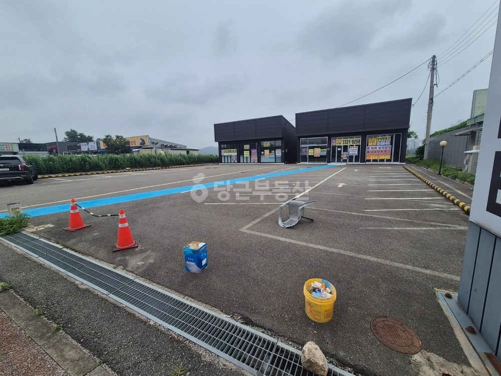 충청남도 천안시 동남구 신방동 상가 사진 1