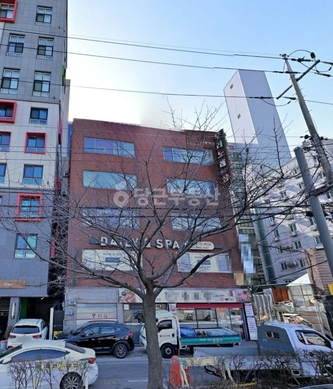 서울특별시 관악구 봉천동 건물 사진 1