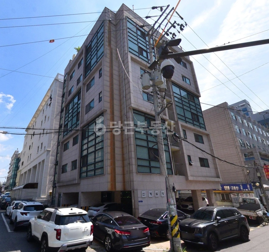 경기도 수원시 팔달구 인계동 건물 사진 1