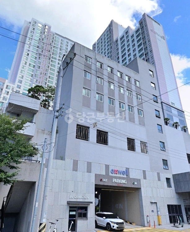 부산광역시 동래구 온천동 아파트 사진 1