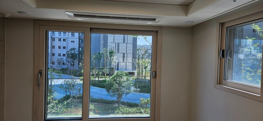 부산광역시 사하구 장림동 아파트 사진 1