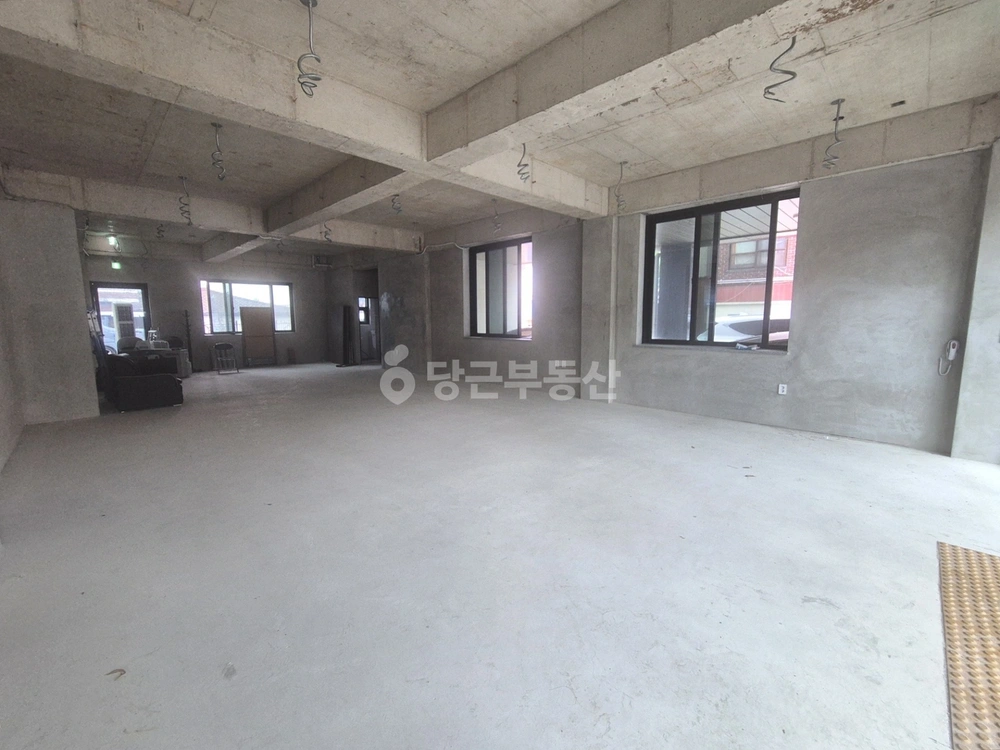 전남광주통합특별시 동구 지산동 상가 사진 1