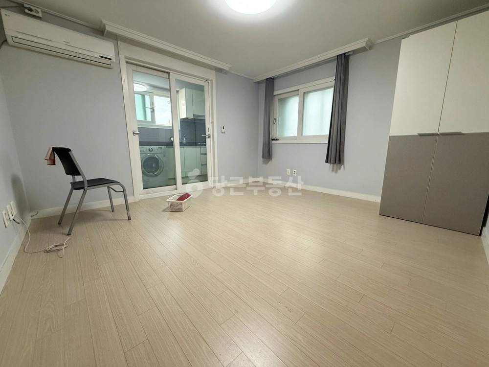 서울특별시 강남구 논현동 원룸 사진 1