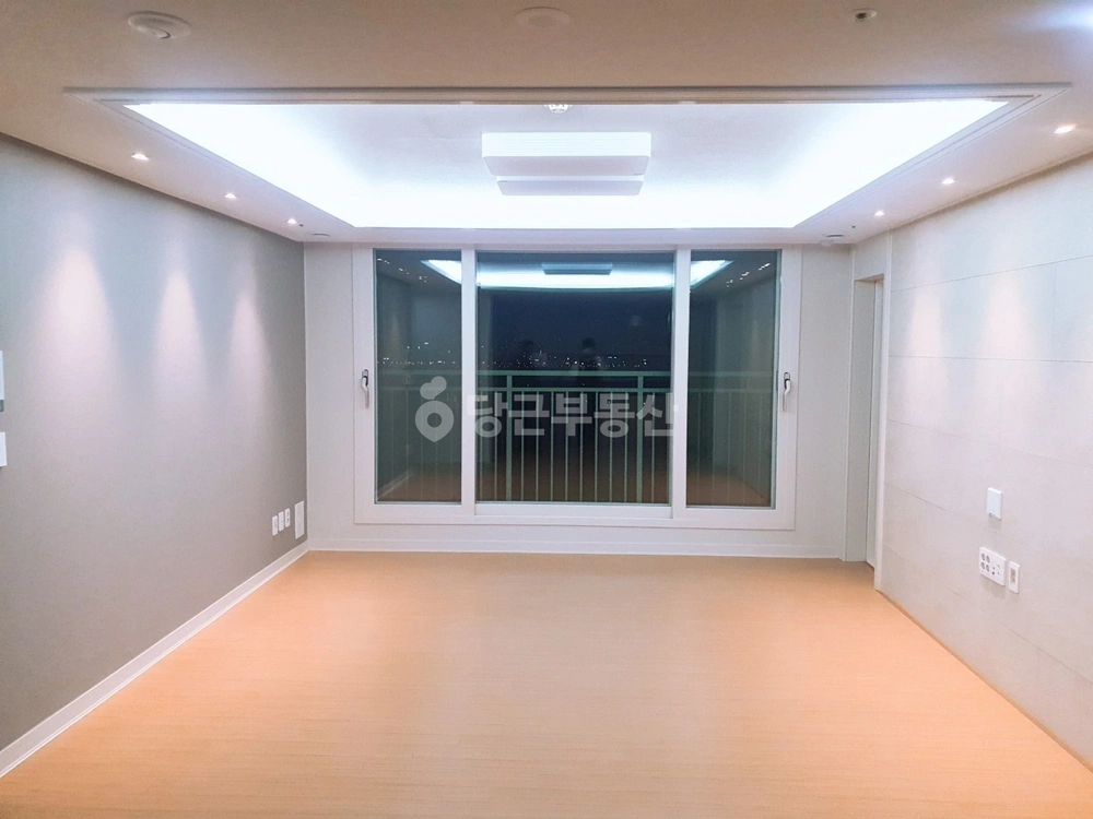 전남광주통합특별시 광산구 우산동 아파트 사진 1