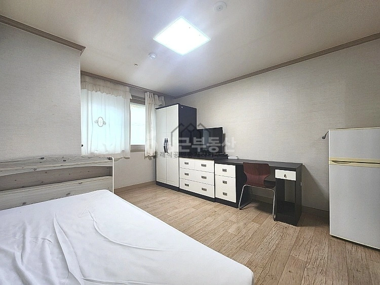 대전광역시 서구 탄방동 원룸 사진 1