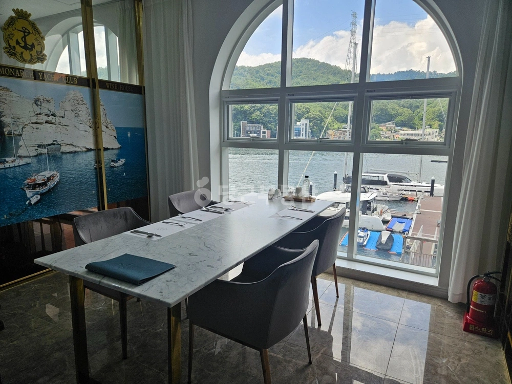 경상남도 창원시 성산구 귀산동 건물 사진 1