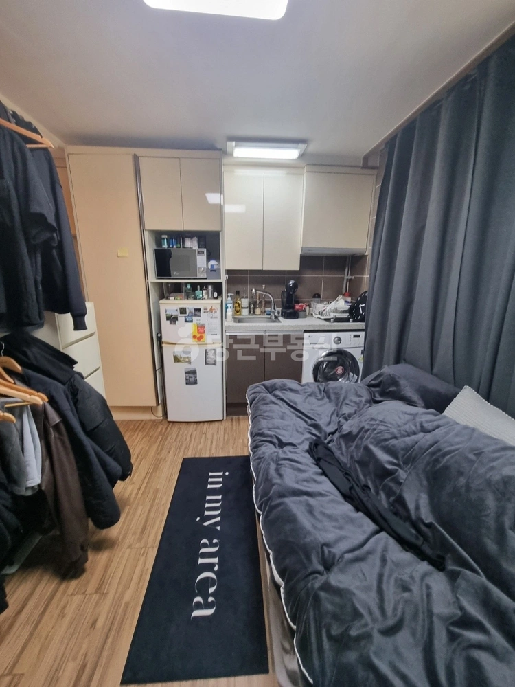 서울특별시 마포구 서교동 원룸 사진 1