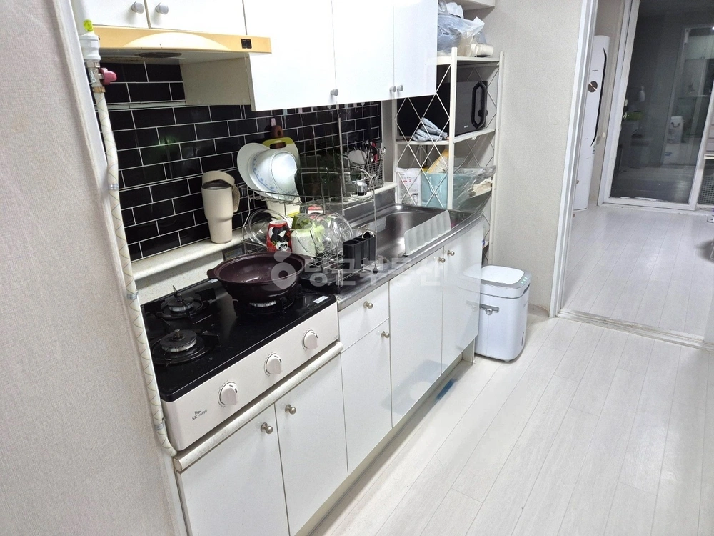경기도 고양시 일산동구 중산동 아파트 사진 1