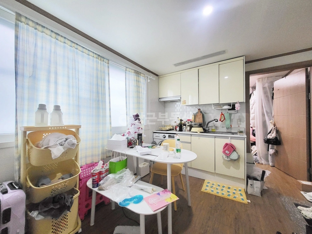 서울특별시 강남구 논현동 원룸 사진 1