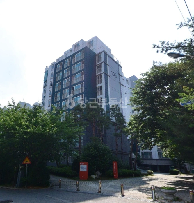 경기도 수원시 장안구 율전동 아파트 사진 1