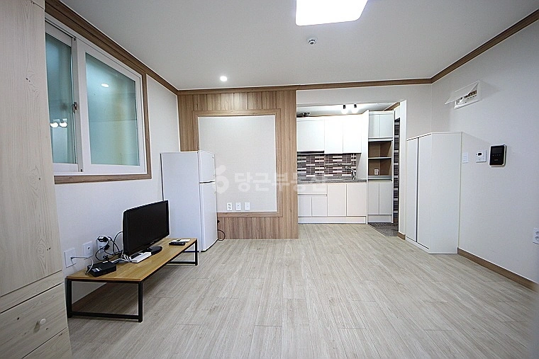 대전광역시 서구 탄방동 원룸 사진 1